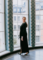 Lataa kuva Galleria-katseluun, Musta samettinen iltapuku, L | vuokrattava juhlapuku Turussa